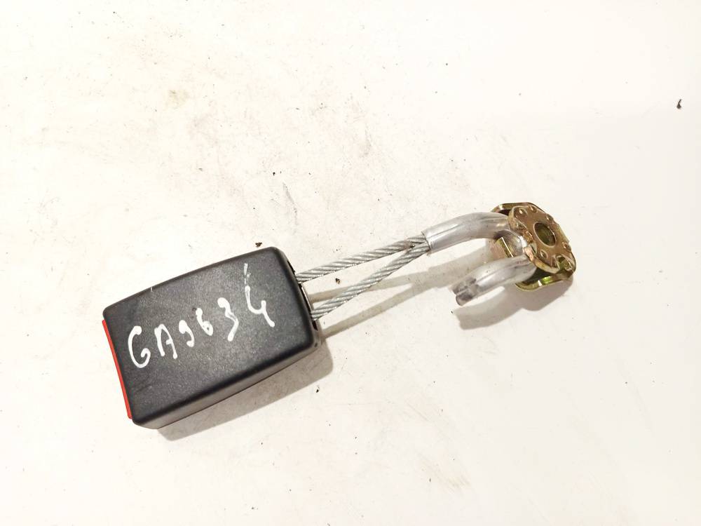 8E0857740D Audi A4 2005 Turvavyön solki - TAKANA OIKEALLA