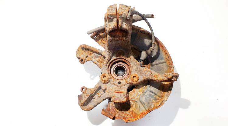 Skoda Octavia 2008 поворотный кулак - переднего правый