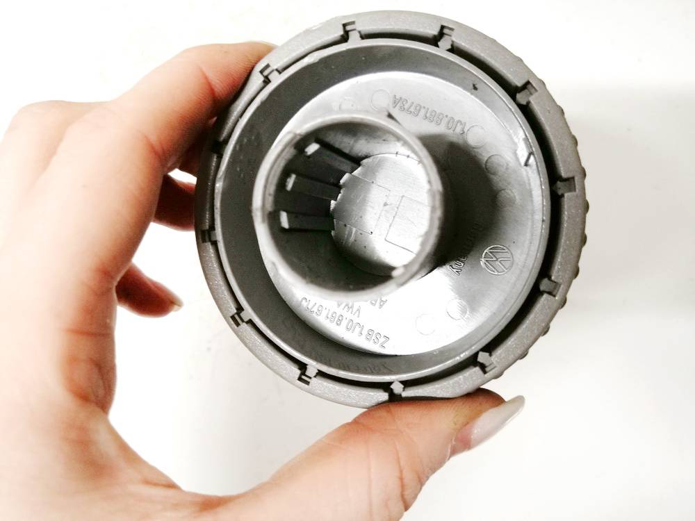 1J0881673A Volkswagen Passat 2007 Salono apdaila (plastmases) - Thumbnail 3