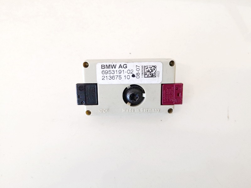 695319102 BMW 5-Series 2005 Antenna Module Unit