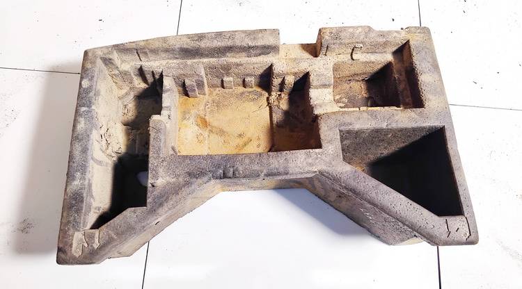 1U6863957 Skoda Octavia 1998 Emergency Spare Tire Jack and Tool