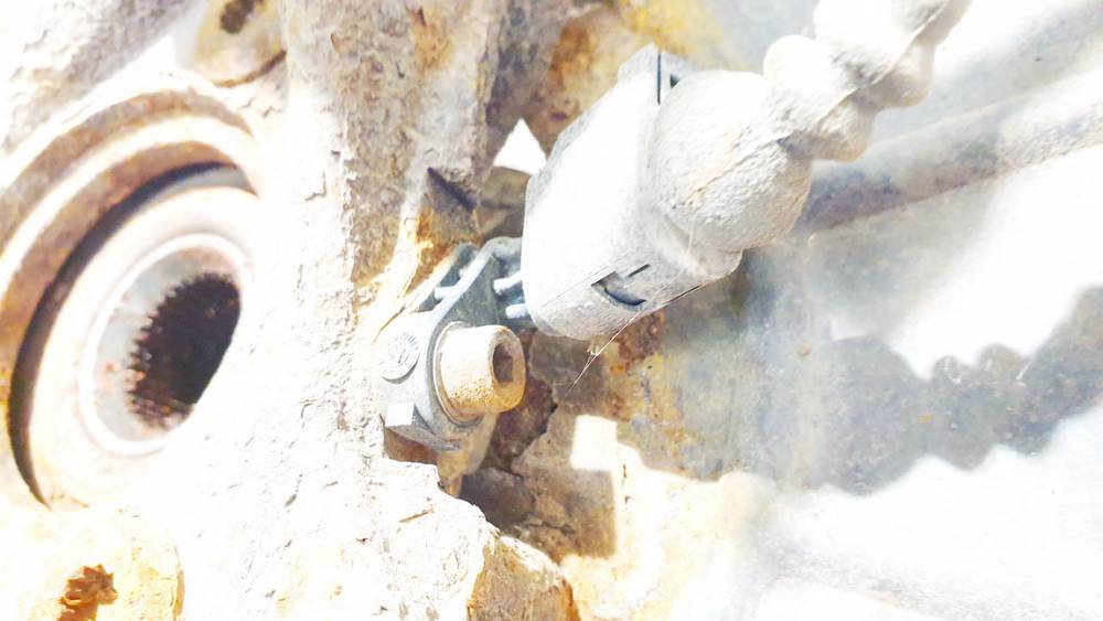 Skoda Octavia 2008 датчик ABS - передний правый - Thumbnail 2