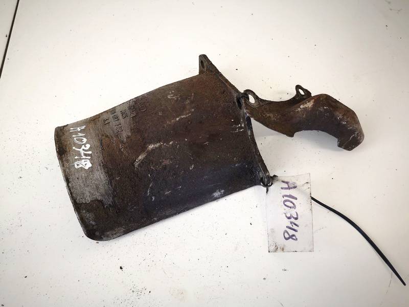 4D0407722 Audi A4 1998 Vetokardanin suojakumi - EDESSÄ OIKEALLA