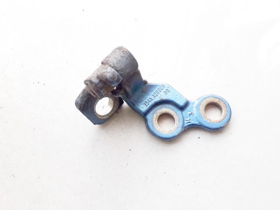 XS4AA26801BB Ford Focus 2003 Задние Дверные петли