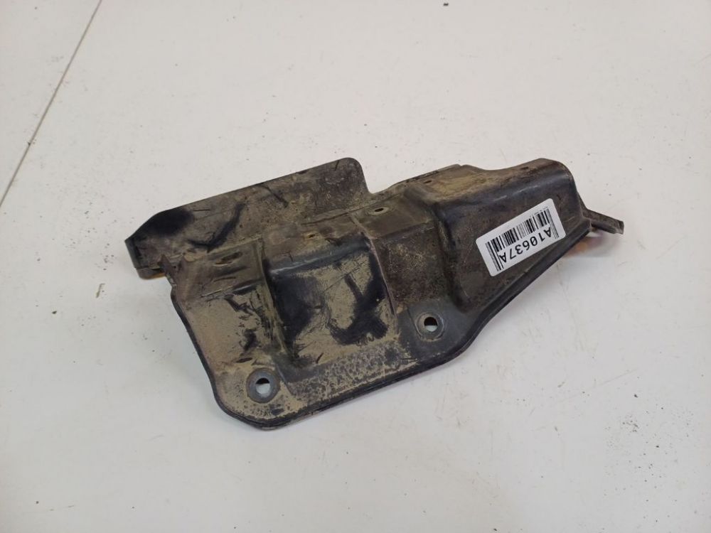 13685 Audi A6 2005 Bumper mounts (BUMPER BRACKET) - REAR RIGHT