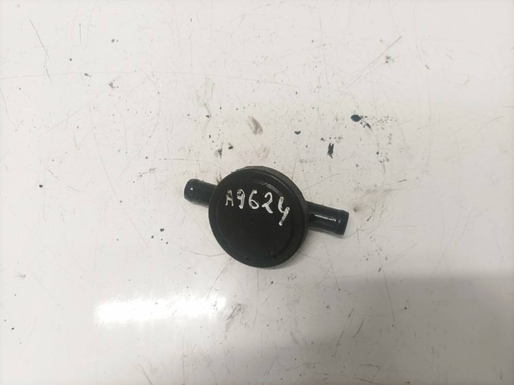 8200045745 Nissan Primera 2003 Vacuum pump - Breather (PCV Engine Breather Valve)