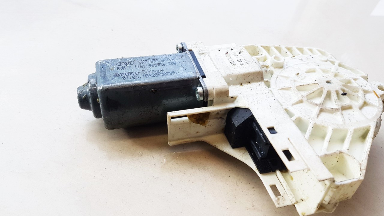 7746026820 Audi A5 2010 Durvju loga pacēlāja motors - PRIEKŠA PA KREISI - Thumbnail 2