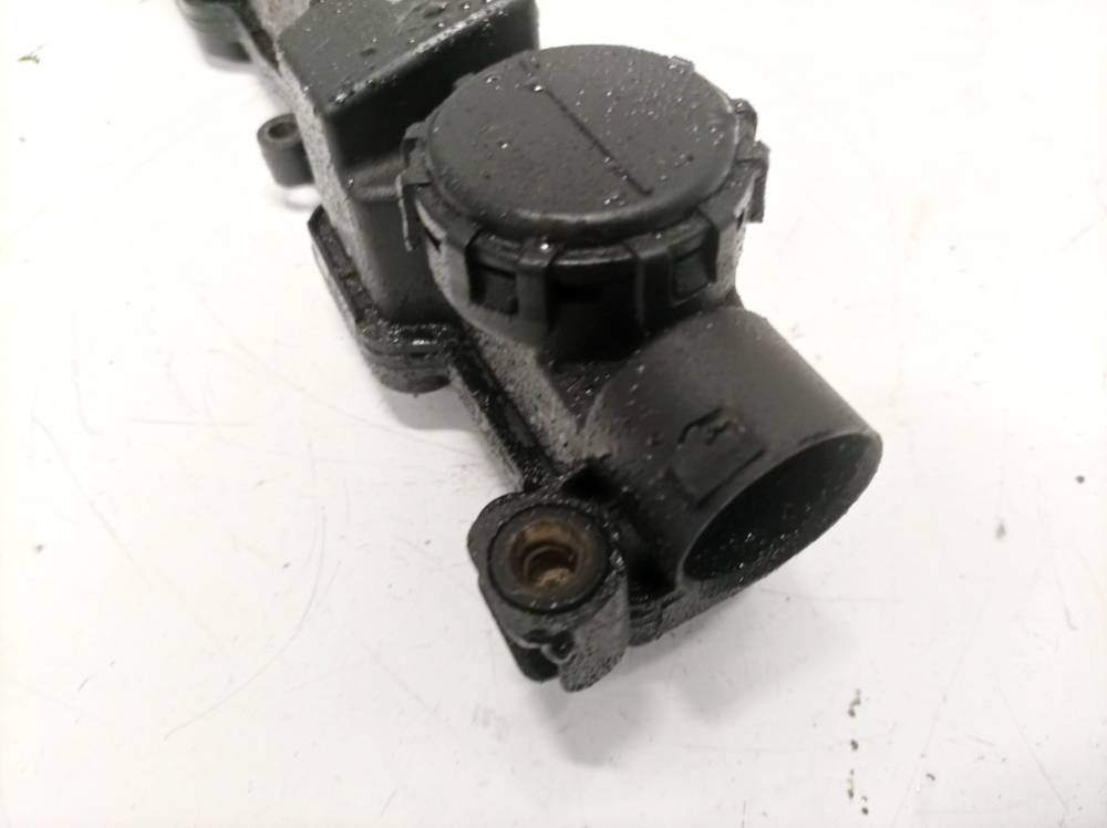 9660281080 Citroen C4 2006 Pokrywa zaworów - Thumbnail 2