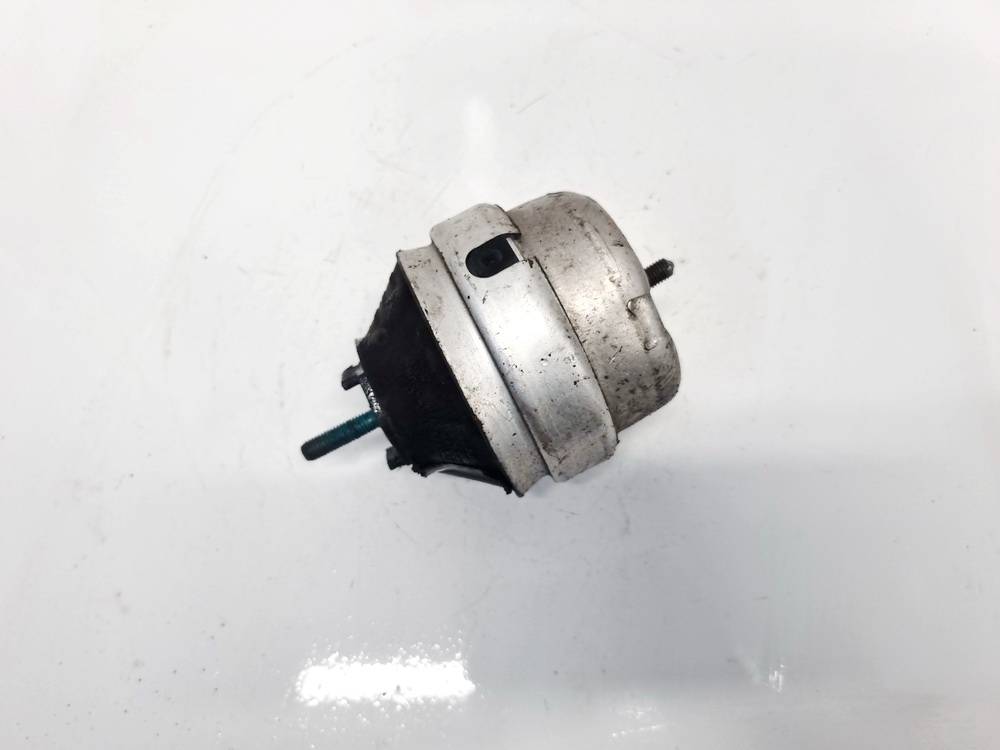 8D0199382P Audi A4 1997 Engine Mounting and Transmission Mount (Engine support)