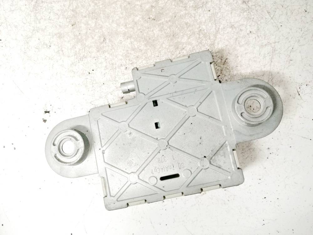 693502401 BMW 5-Series 2006 Antenna Module Unit - Thumbnail 2