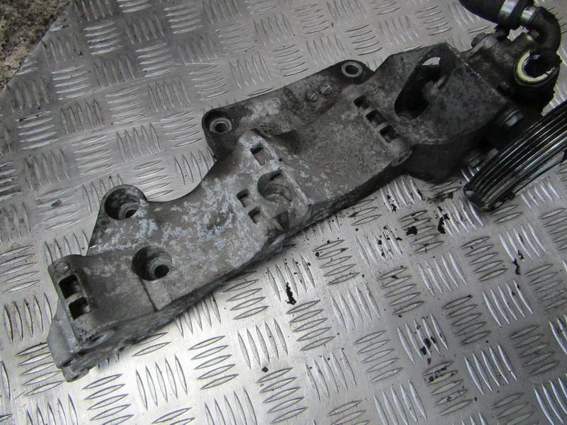 R045903143C Ford Galaxy 2004 Engine Mount Bracket and Gearbox Mount Bracket