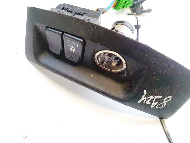 8691530 Volvo V50 2005 ESP Switch Button - Thumbnail 2