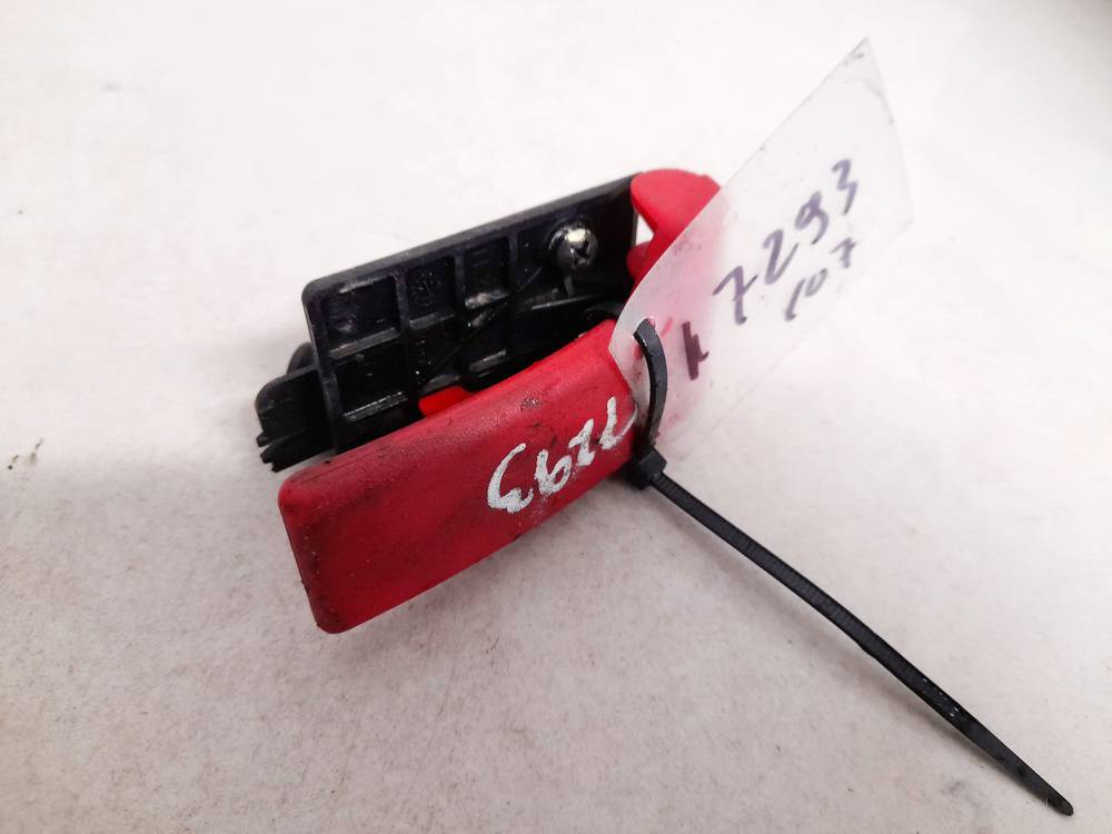 Mercedes-Benz ML-CLASS 2006 Kapoto atidarymo rankenele