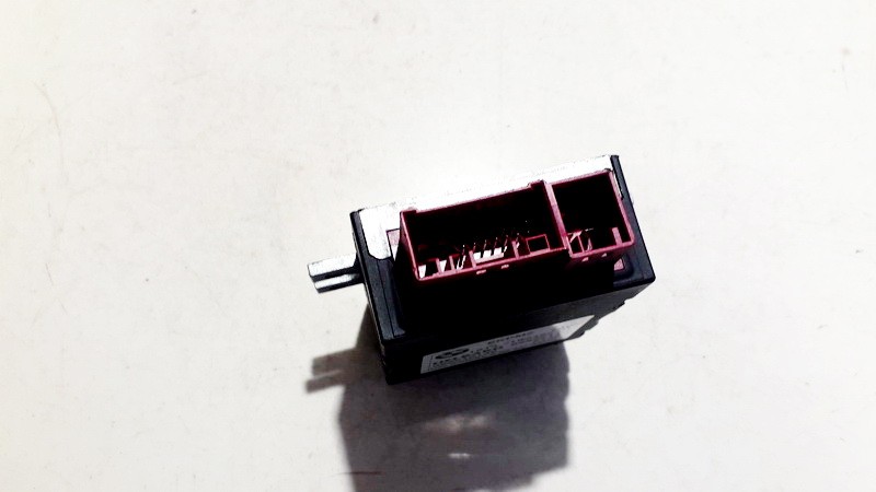 1614718042601 BMW 3-Series 2006 Other computers - Thumbnail 2