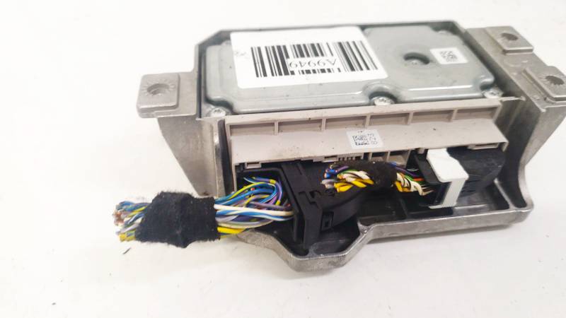 6577696026801 BMW 1-Series 2004 Airbag crash sensors module - Thumbnail 3