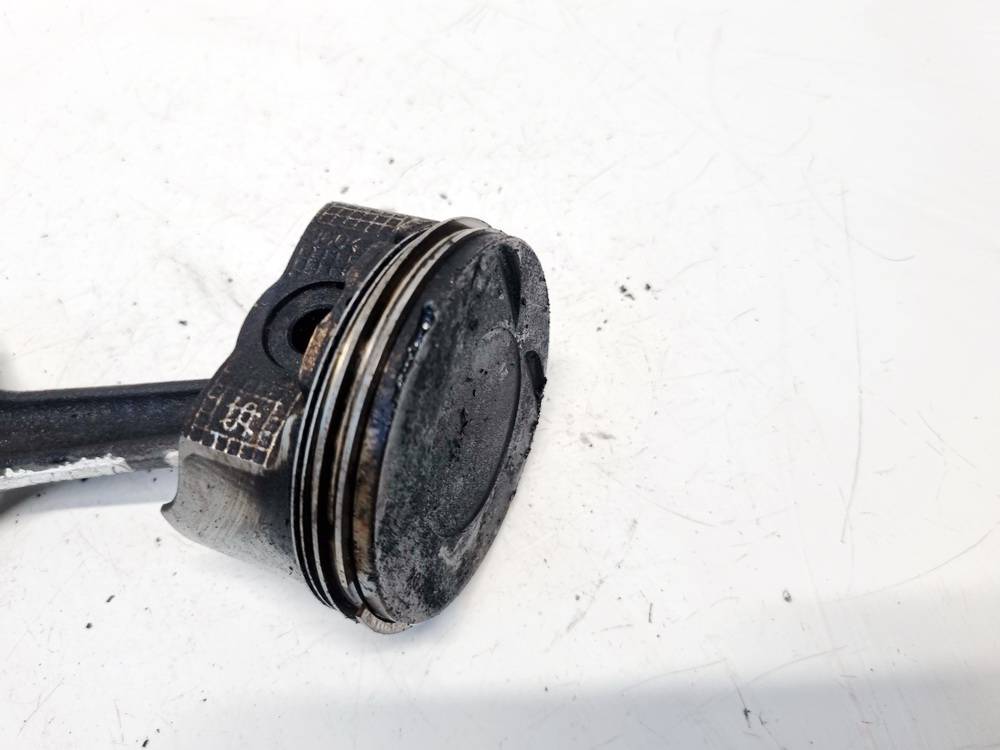 Peugeot 607 2000 Piston and Conrod (Connecting rod) - Thumbnail 3