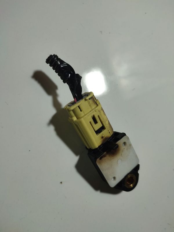898310D010 Toyota Yaris 2007 Srs Airbag crash sensor