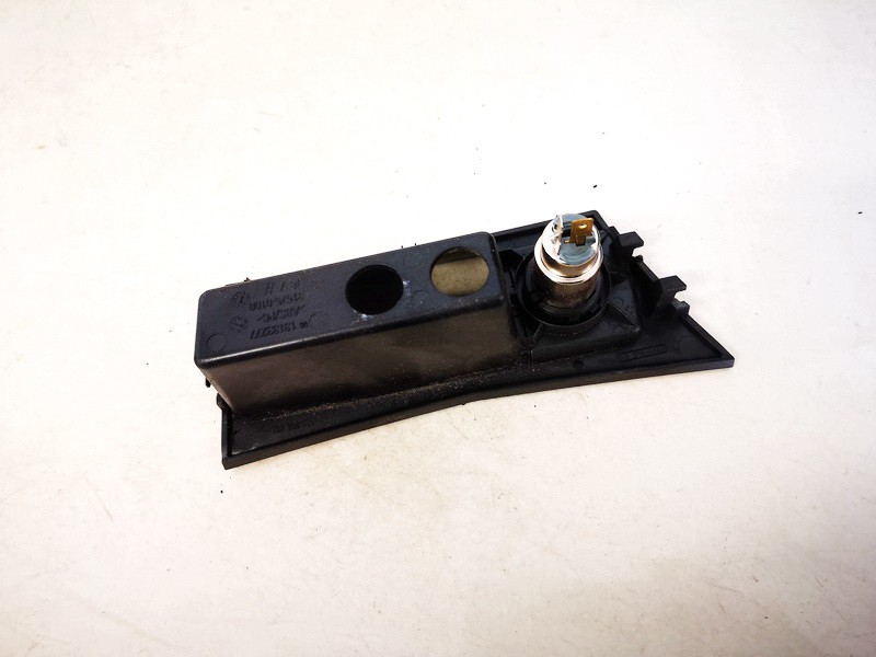 vauxhall astra cigarette lighter cover 13133277 Opel Astra 2006 Cigarette lighter cover assembly