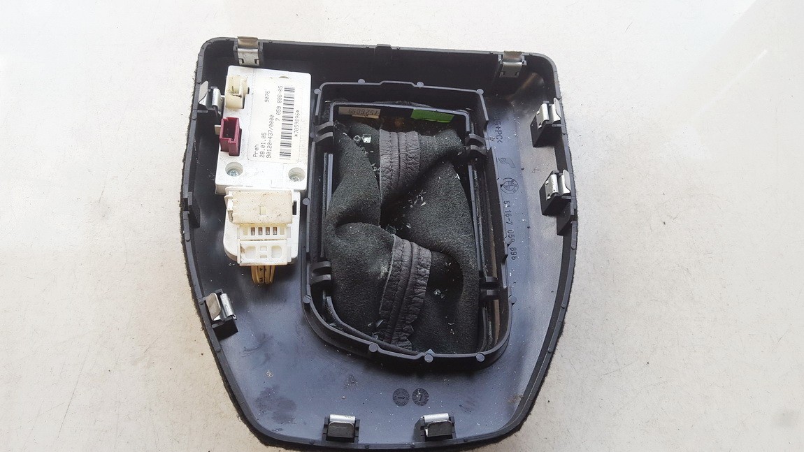 705989605 BMW 5-Series 2005 Interior trim - Thumbnail 2