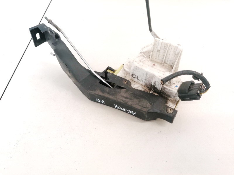 XS41A21812CF Ford Focus 2000 Door Lock Mechanism - FRONT RIGHT