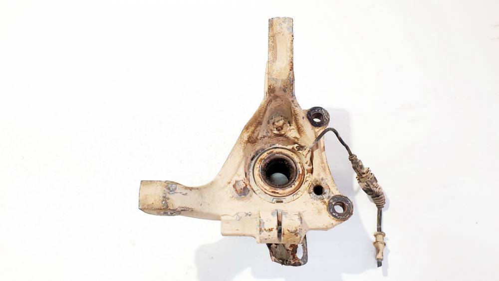 Opel Vectra 2004 Pyörän navan kiinnike - EDESSÄ VASEMMALLA