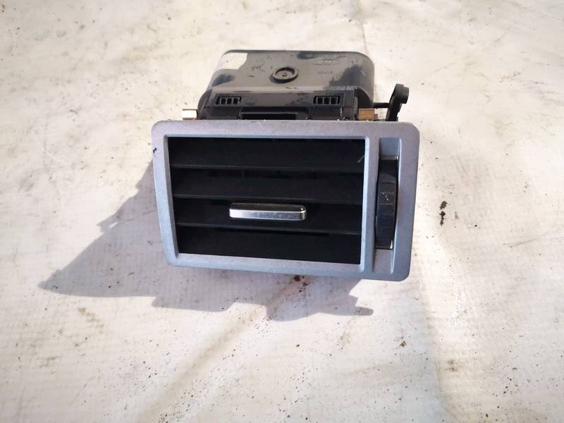 3M51R018B08AFW Ford C-MAX 2006 Wloty powietrza do kabiny