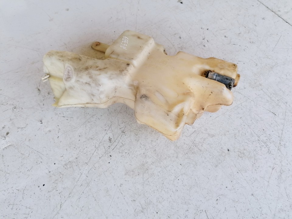MB882695 Kia Rio 2003 Windshield Washer Reservoir tank (WASHER BOTTLE) - Thumbnail 2