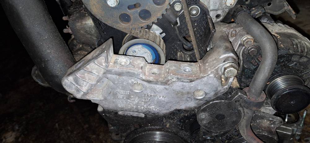 03G199207F Volkswagen Golf 2006 Engine Mount Bracket and Gearbox Mount Bracket