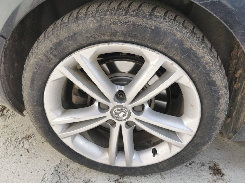 5X120 Opel Insignia 2010 Lietu ratu komplektas R18 - Thumbnail 2