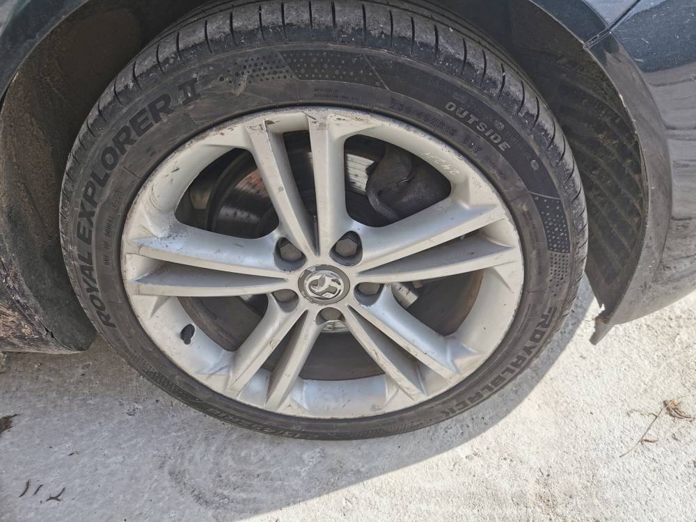 5X120 Opel Insignia 2010 Räder-Kit R18