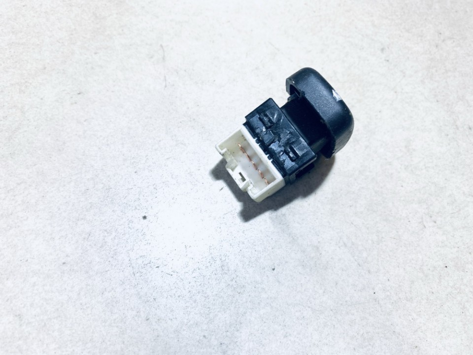 Honda CR-V 2014 Seat Control Button (seat control switch) - Thumbnail 3