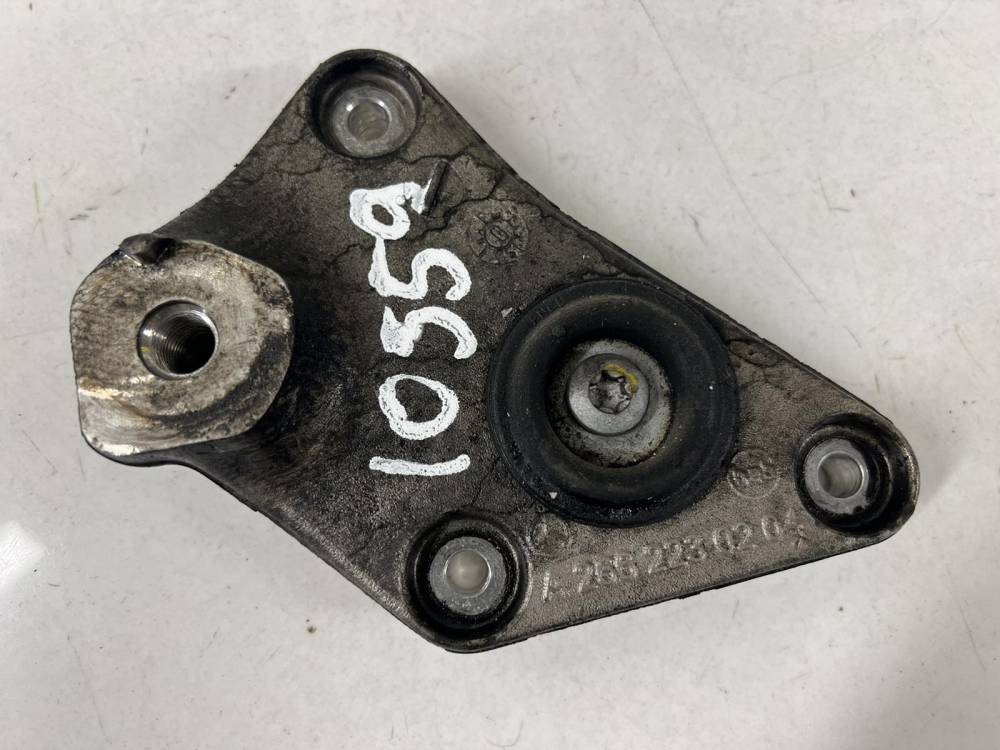 A2662230204 Mercedes-Benz B-CLASS 2010 Motoraufhängung