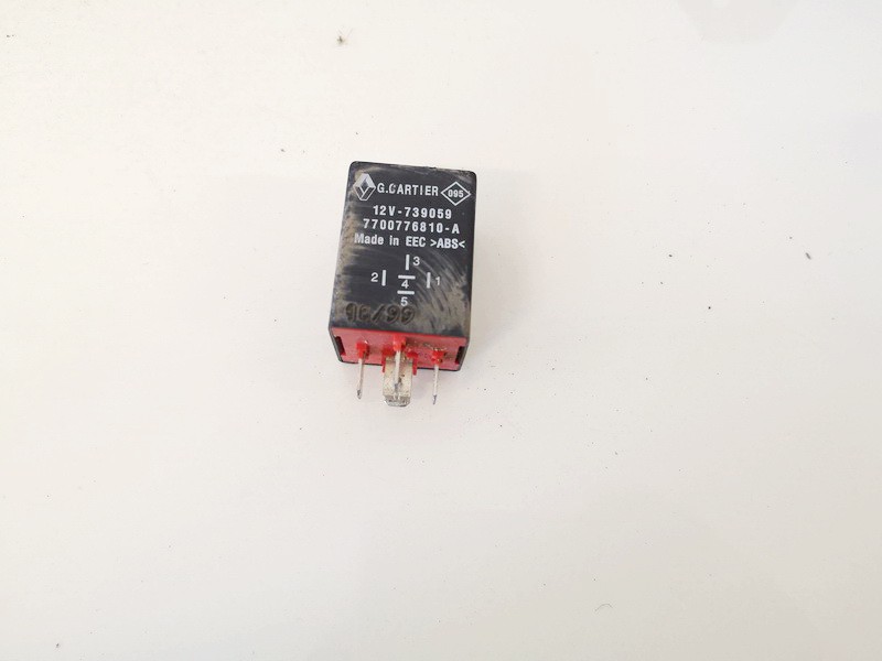 7700776810A Renault Master 2004 Relay module