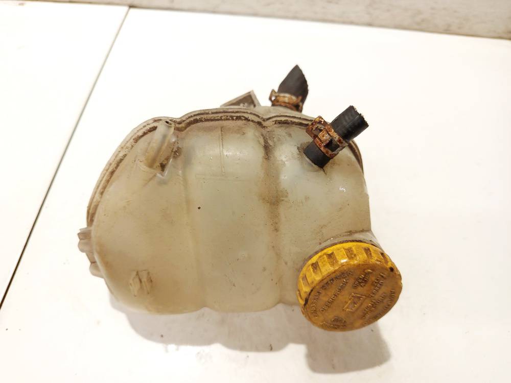 90499809 Opel Vectra 1996 Jäähdytysnesteen paisuntasäiliö