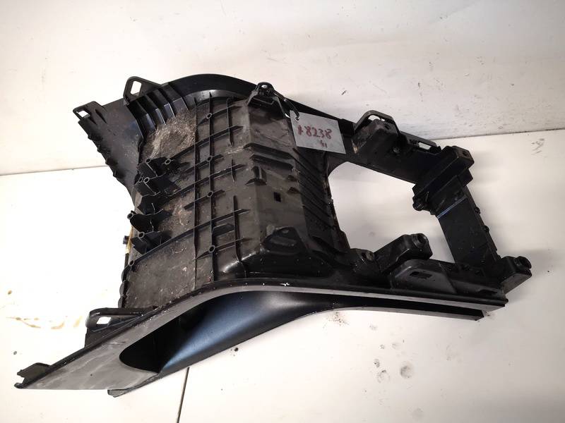 30672195 Volvo V70 2008 Interior trim - Thumbnail 3