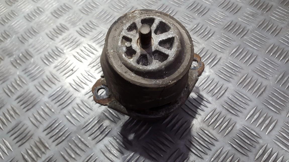 7L6199131 Volkswagen Touareg 2004 Poduszki silnika oraz poduszki skrzyni biegów