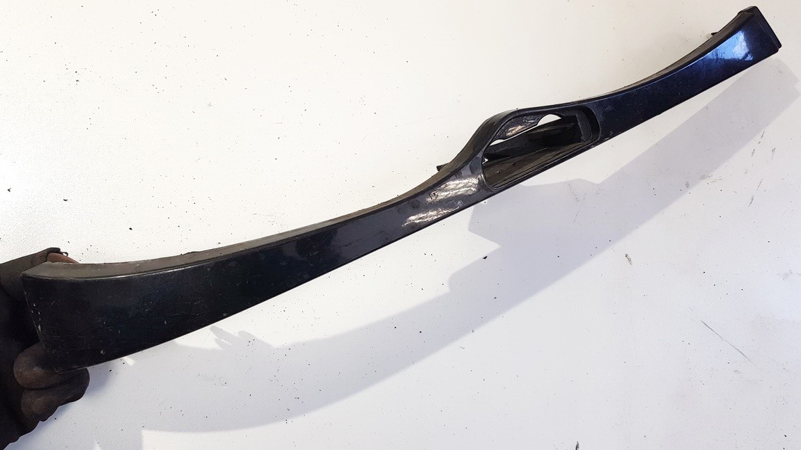 51137030552 BMW 3-Series 2004 Tail Light Cover Trim - FRONT RIGHT ...