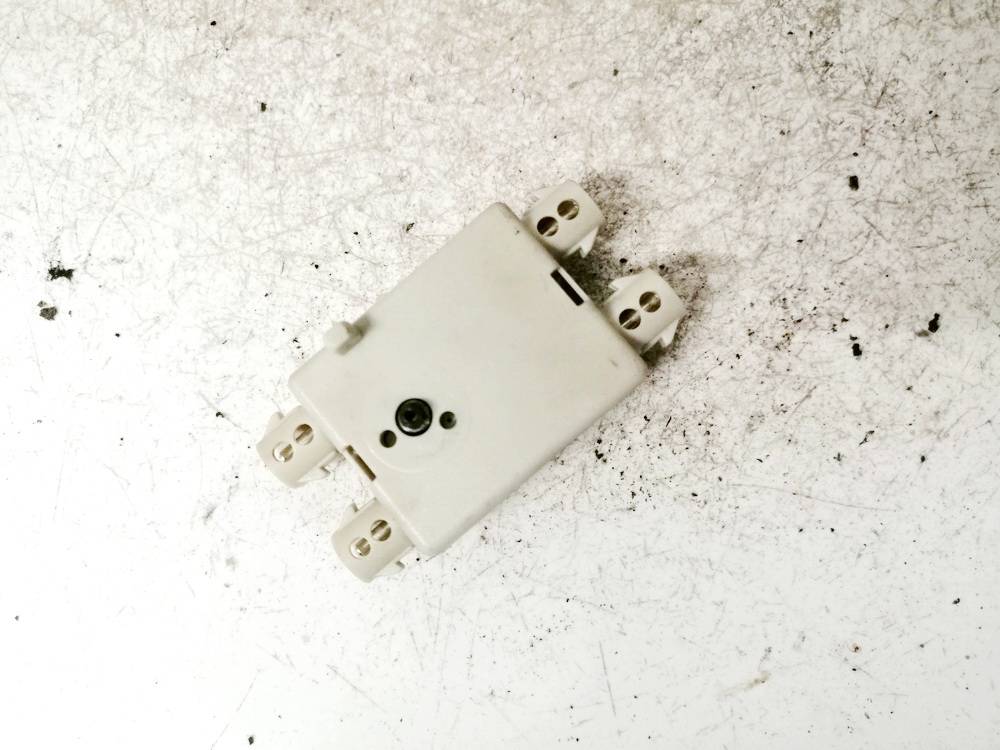 911826106 BMW 5-Series 2012 Antennenverstärker (Antennen Verstärker) - Thumbnail 2