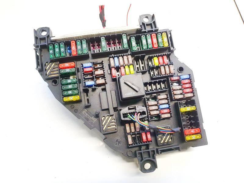 926492301 BMW 5-Series 2013 Fuse box