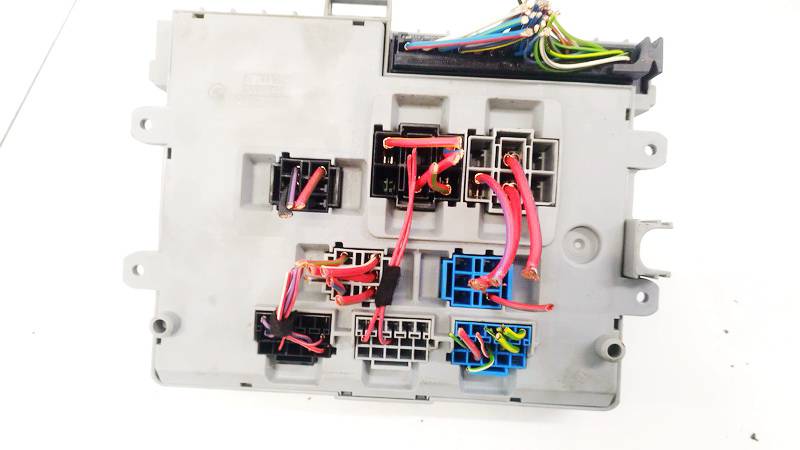 690661103 BMW 1-Series 2004 Fuse box - Thumbnail 3