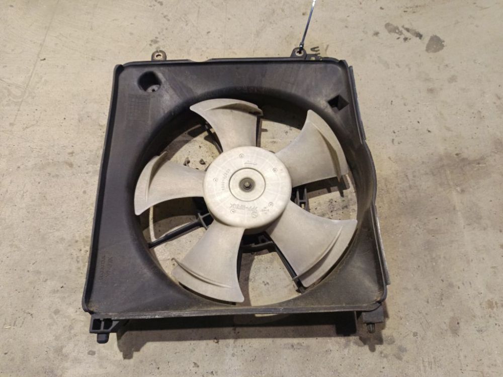 10A010300 Honda Jazz 2009 Dyfuzor (wentylator chłodnicy)