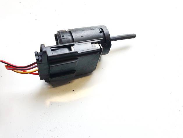 3B0945511C Audi A6 2006 Czujnik świateł hamulca (przekaźnik-klakson) - Thumbnail 2