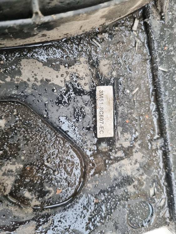 3M518C607EC Ford Focus 2006 Diffuusori (Jäähdyttimen Tuuletin) - Thumbnail 4