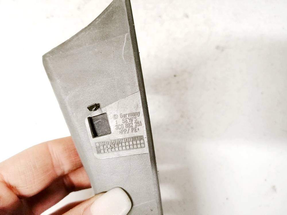 3C0882251 Volkswagen Passat 2007 Sisätilan koristelu (muovit) - Thumbnail 3