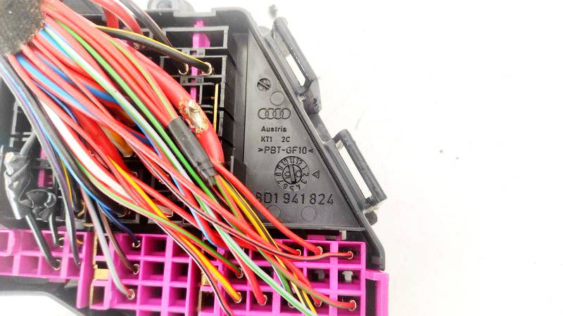 8D1941824 Audi A6 2005 Fuse box - Thumbnail 3