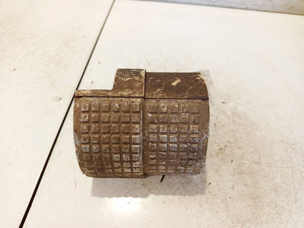 1J0407721C Volkswagen Golf 2005 Shaft Guard Plate Cover - FRONT RIGHT