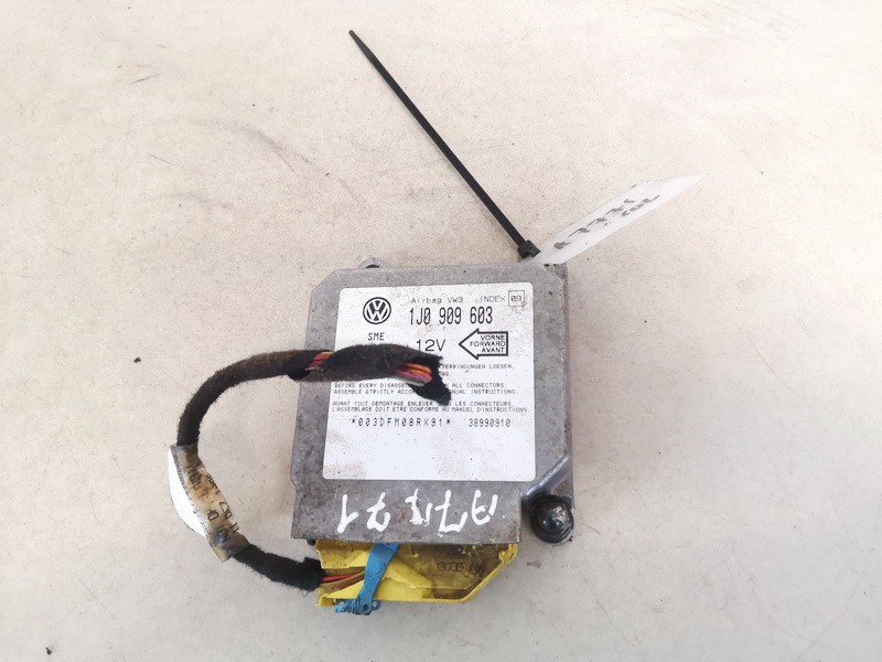 1j0909603 4wk4163 Airbag crash sensors module Ford Galaxy 1999 1.9L EIS01562457 Used Auto