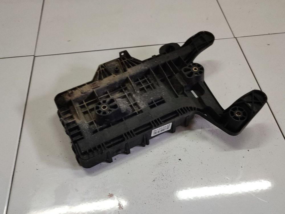 1K0915333C Volkswagen Golf Plus 2006 Obudowa baterii - akumulatora - Thumbnail 3