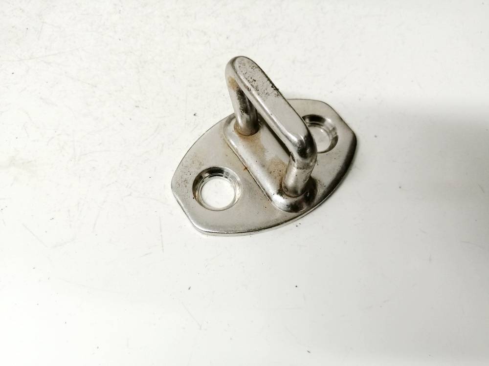 3C08370033B Lexus IS - CLASS 2000 Door Lock Striker - FRONT