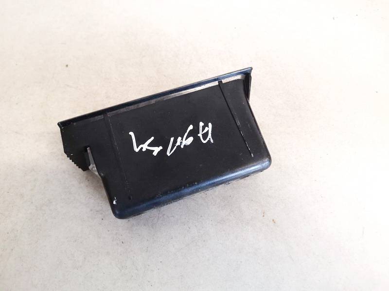 3C0863077 Volkswagen Passat 2006 Center Console Ashtray (Ash Tray) - Thumbnail 2